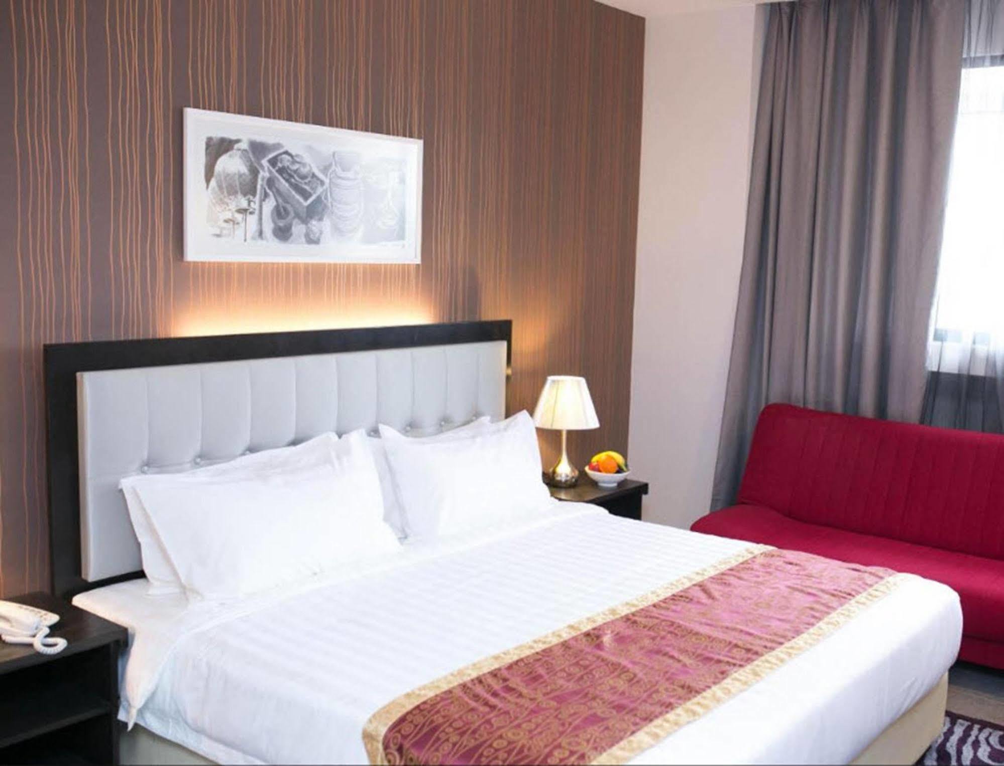 The Grand Campbell 3*